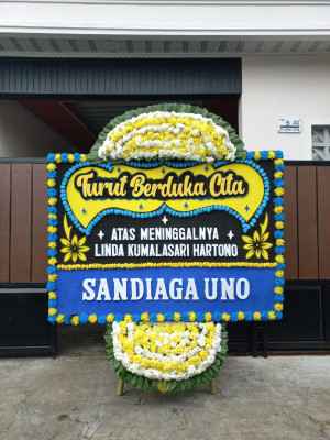 Papan Bunga Duka di Cihanyawar